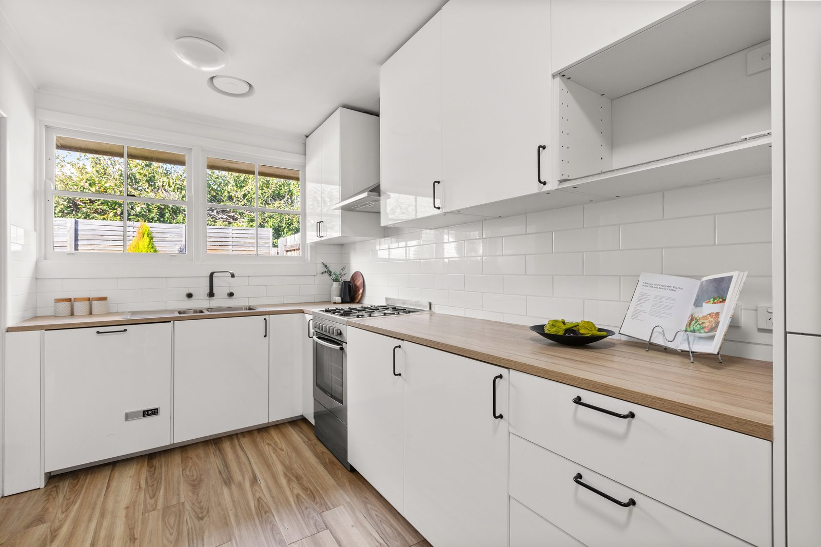 Gallery: 5/1325 Dandenong Road
