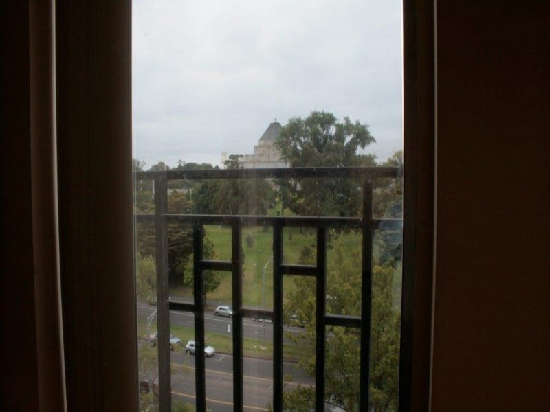 Gallery: 513/370 St Kilda Road