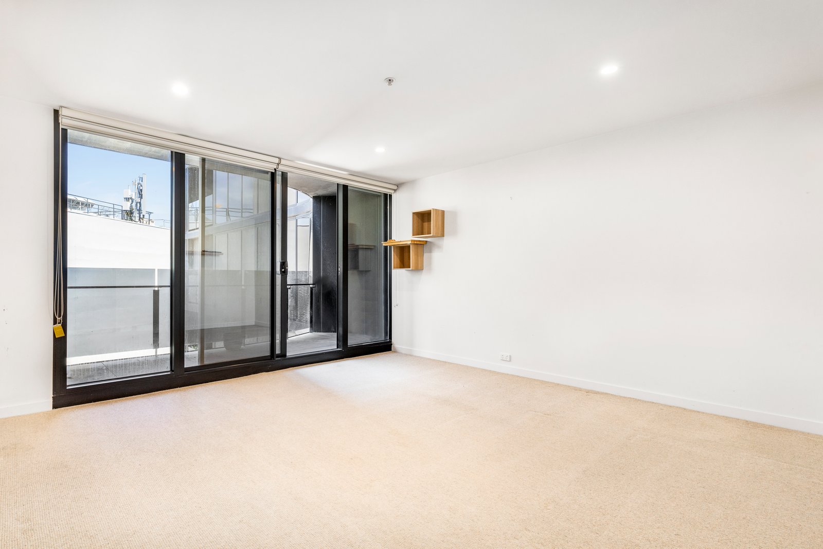 Gallery: 513/4-6 Station Street