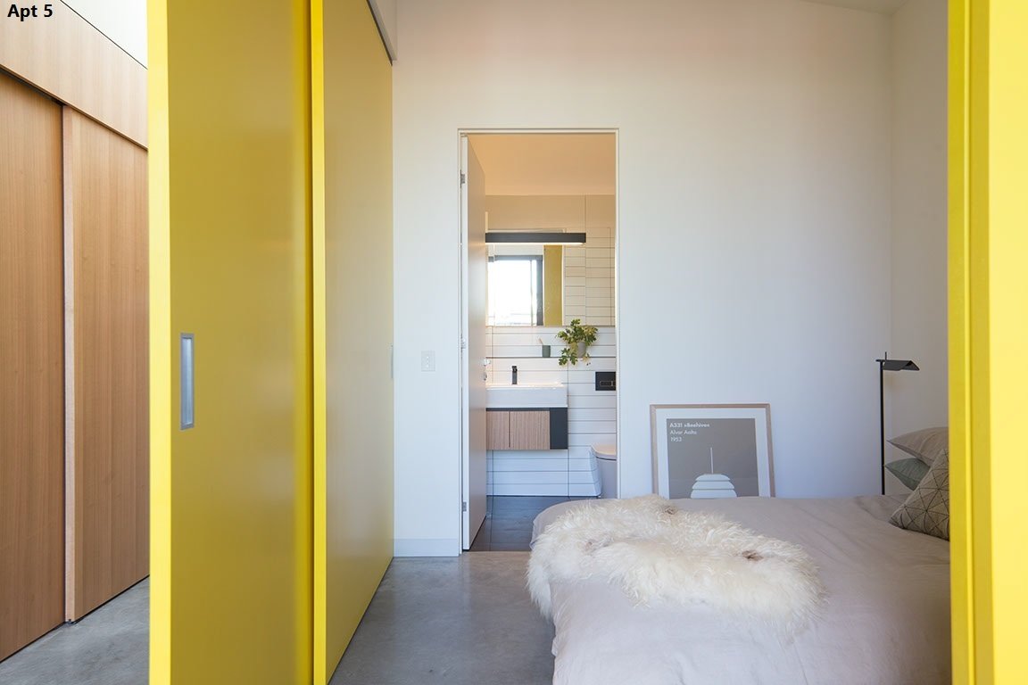 Gallery: 5/135 Coppin Street