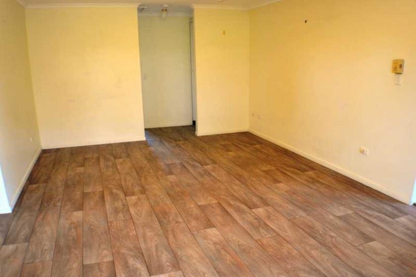 5/137 Prince Edward Parade SCARBOROUGH 4