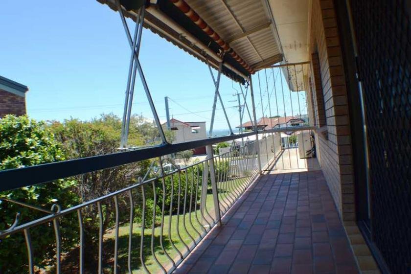 5/137 Prince Edward Parade SCARBOROUGH 9