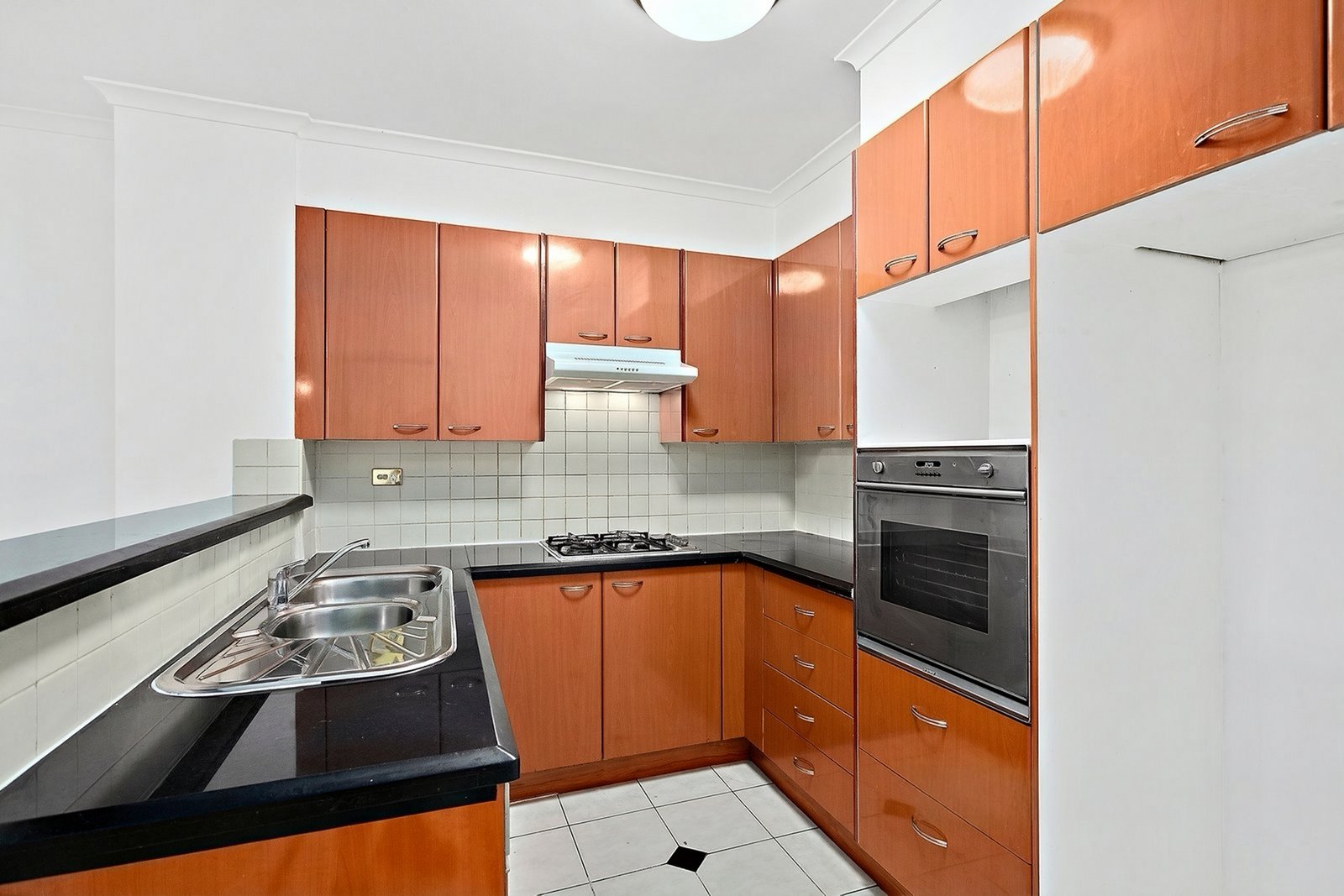 5/14-16 Ormonde Parade HURSTVILLE 5