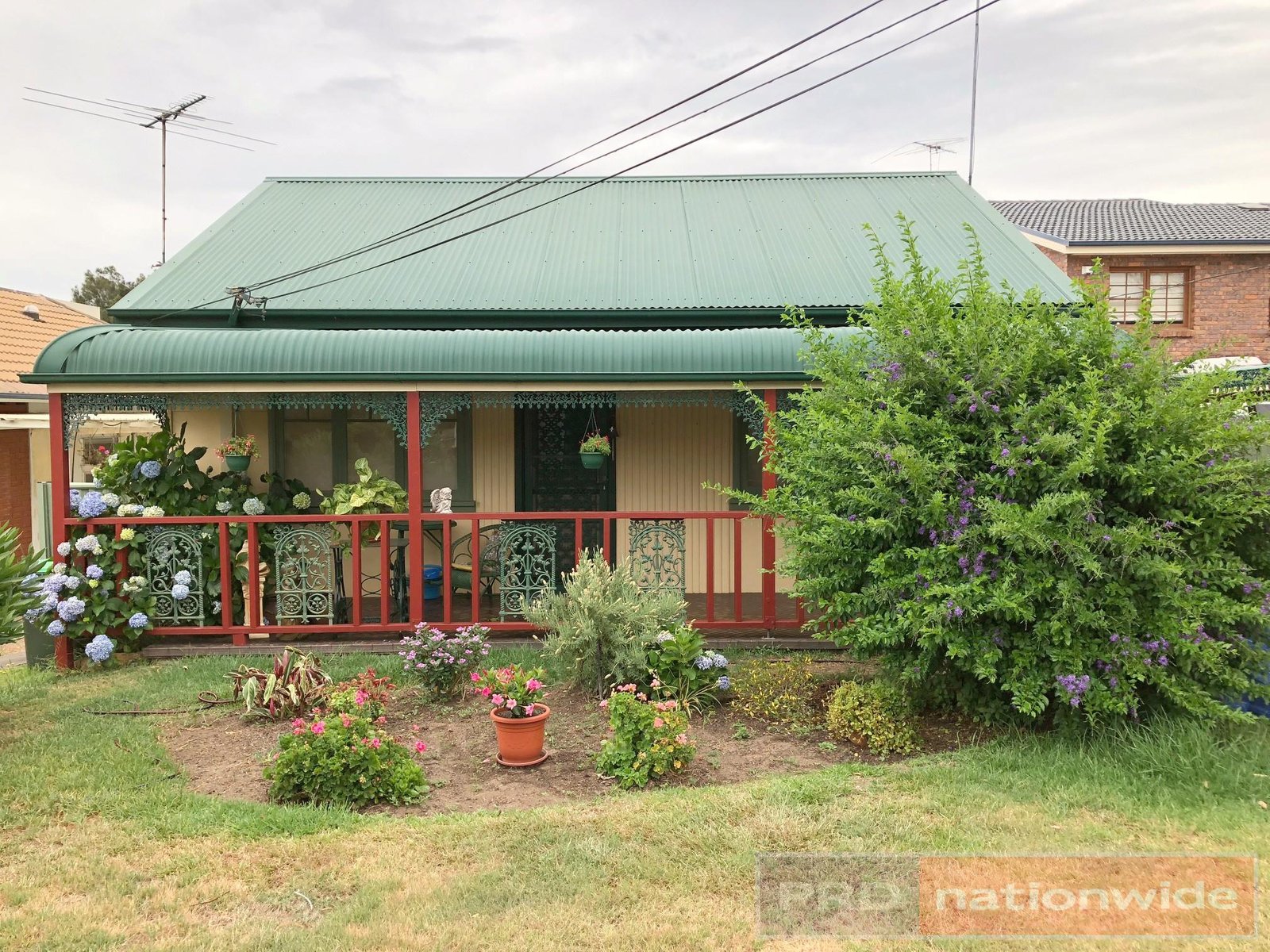 514 Henry Lawson Drive EAST HILLS 3