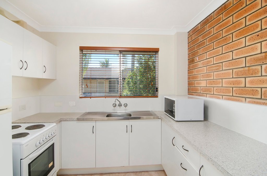 5/14 Honeysuckle Street TWEED HEADS WEST 2