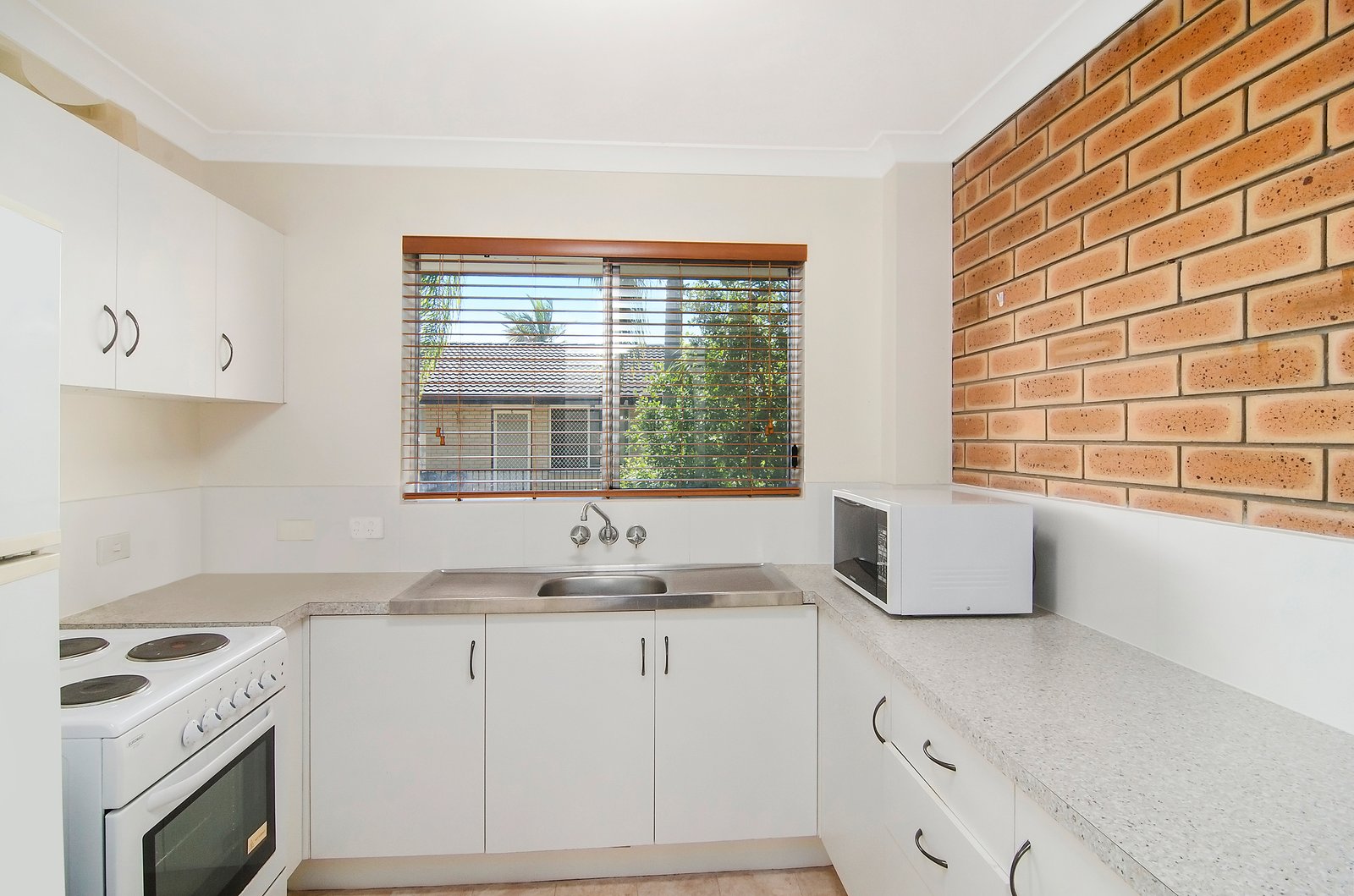 5/14 Honeysuckle Street TWEED HEADS WEST 5
