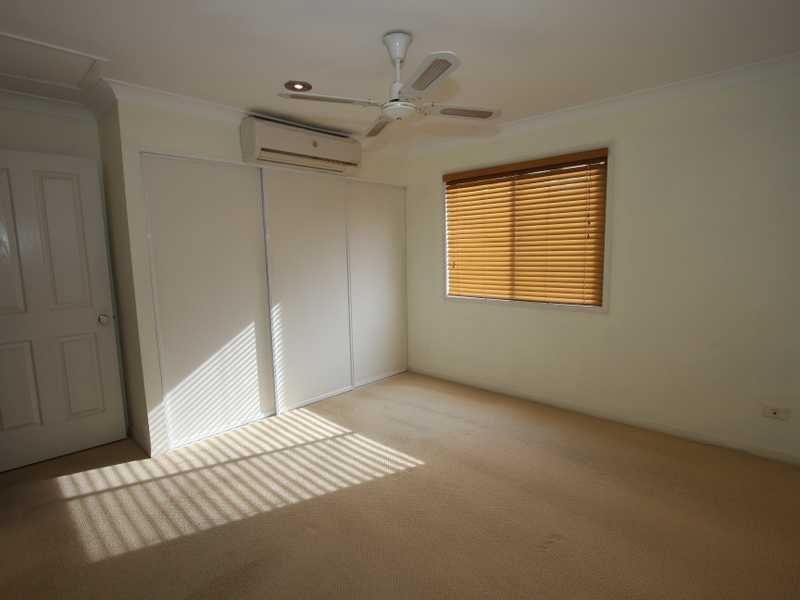 5/14 Terrigal Crescent SOUTHPORT 6