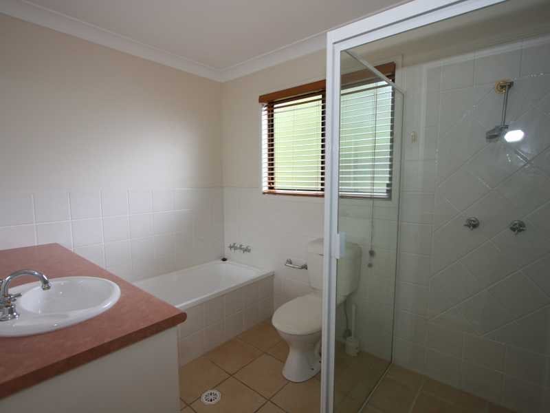 5/14 Terrigal Crescent SOUTHPORT 7