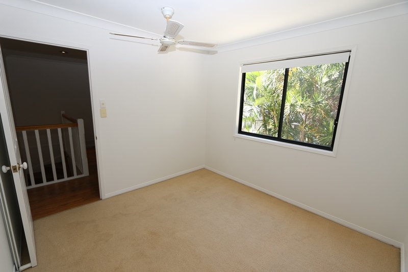 5/14 Terrigal Crescent SOUTHPORT 10