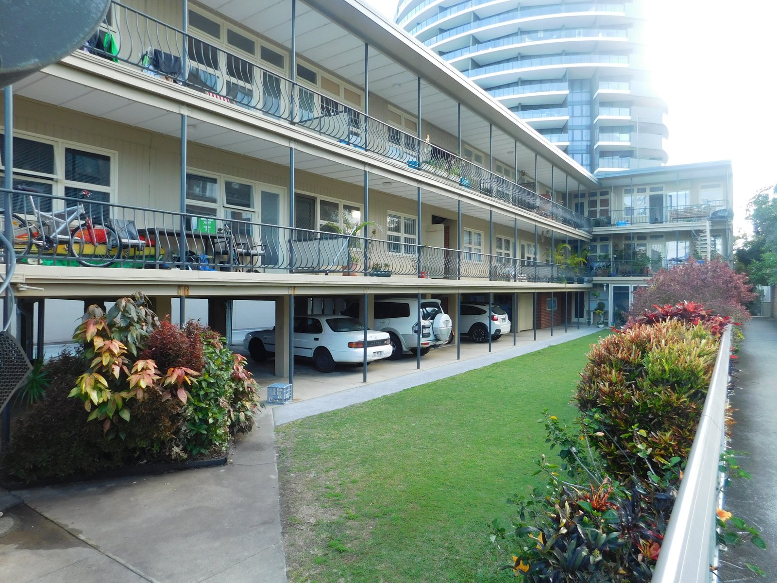 5/14 The Esplanade BURLEIGH HEADS 5