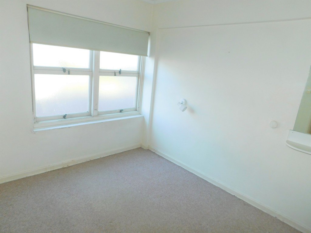5/14 The Esplanade BURLEIGH HEADS 2