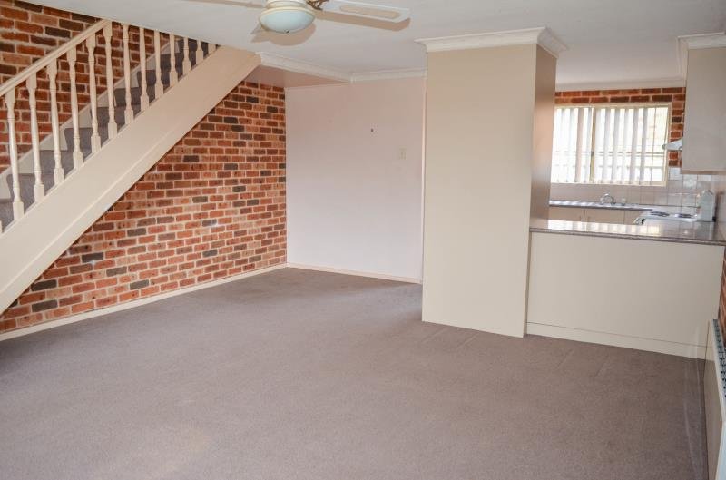 5/14 Wewak Street ASHMONT 4