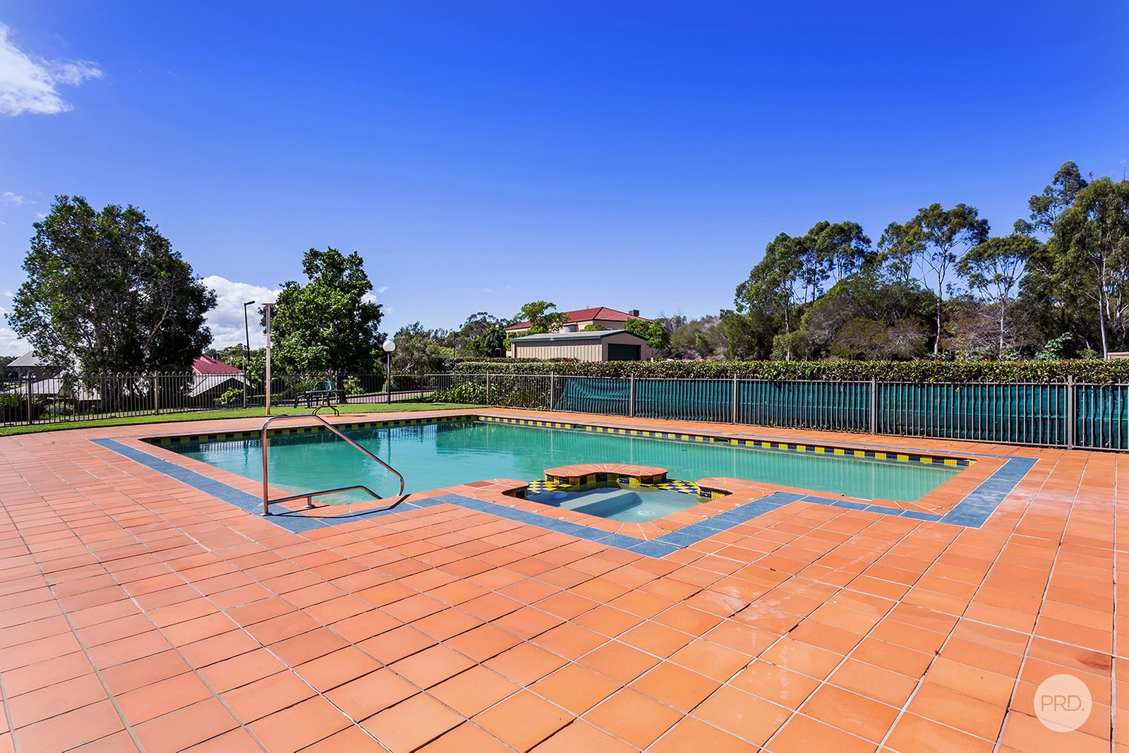 51/40 Horizons Drive SALAMANDER BAY 17