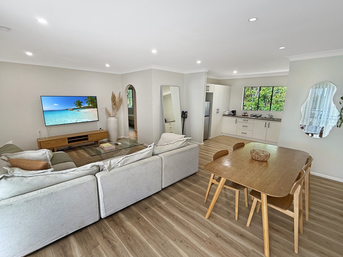 5/141 George Street West  BURLEIGH HEADS 3