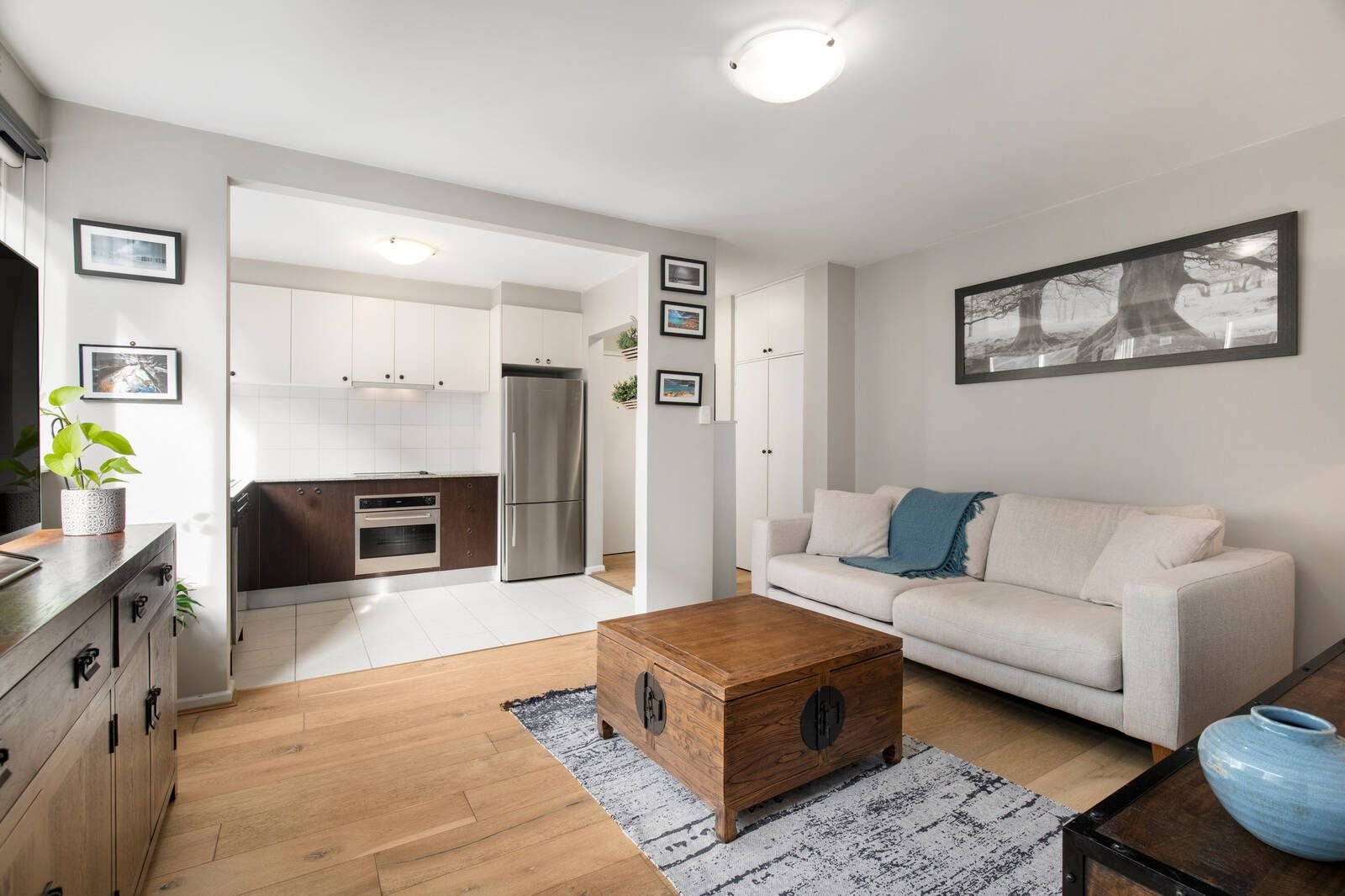 Gallery: 5/141 Glenhuntly Road