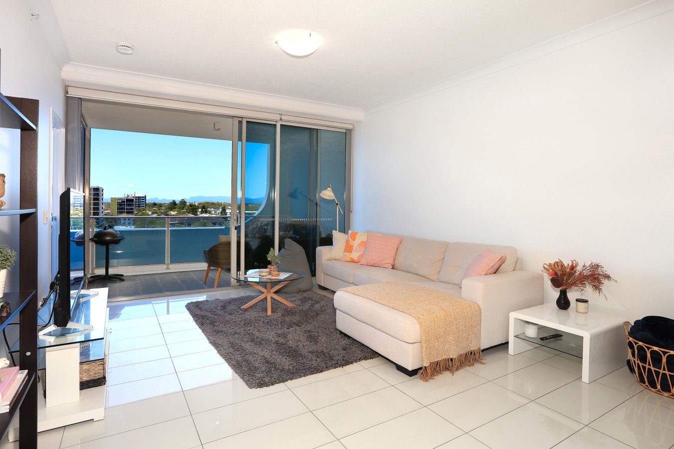 514/19 Imperial Parade LABRADOR 19