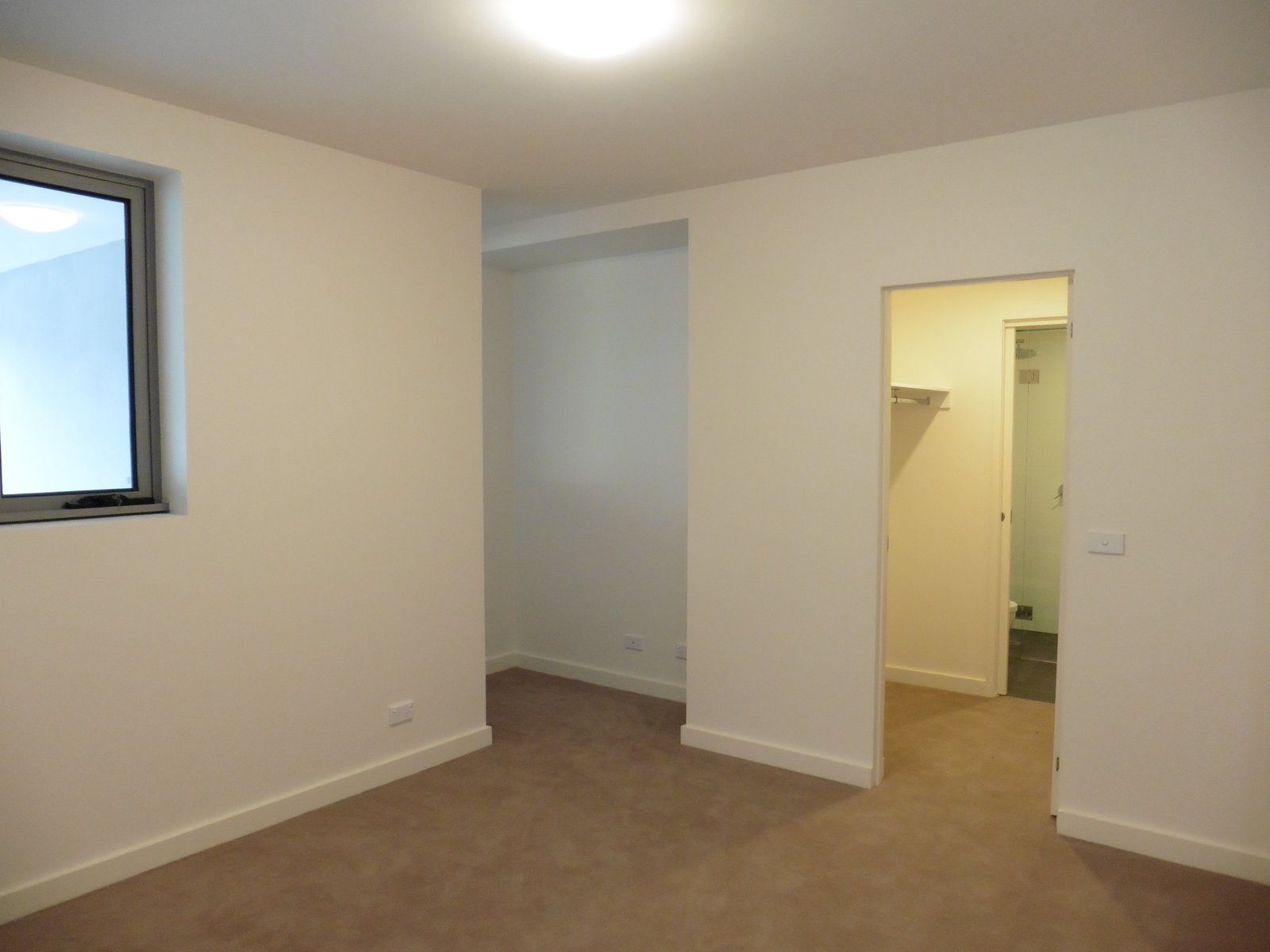 Gallery: 5/143 Nepean Highway