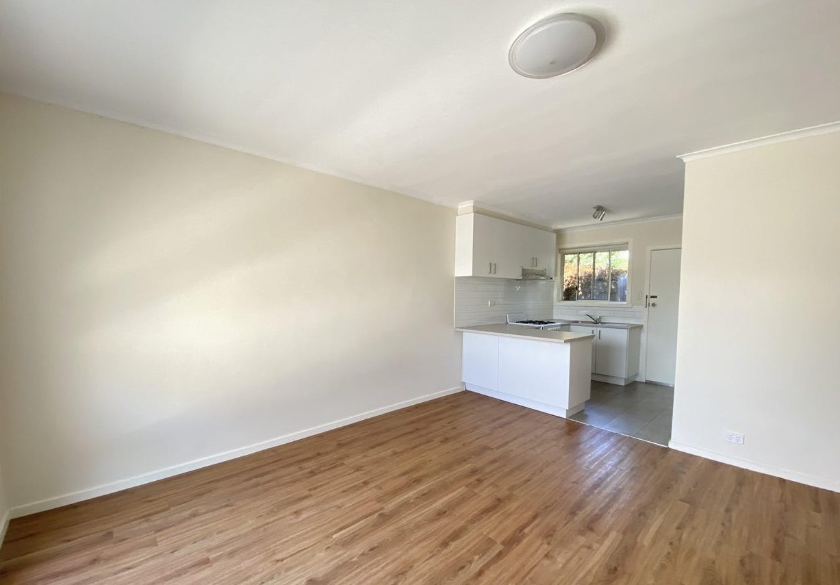 Gallery: 5/144 Geelong Road