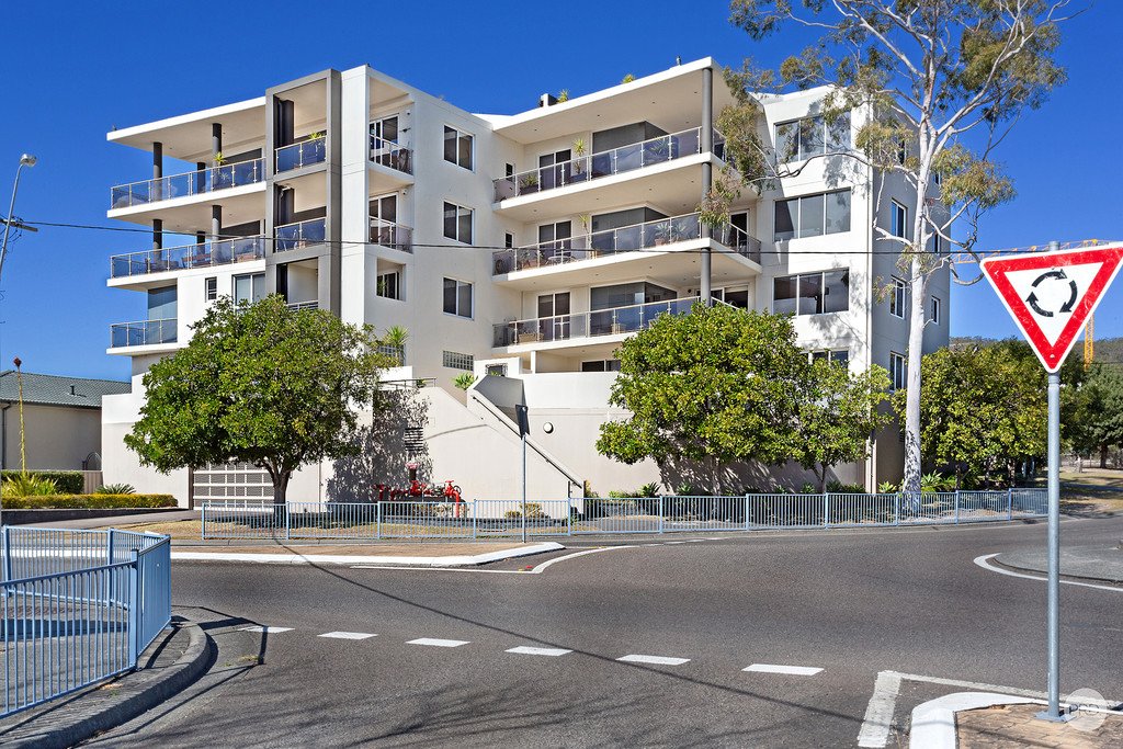 5/15 Government Road.  NELSON BAY 1