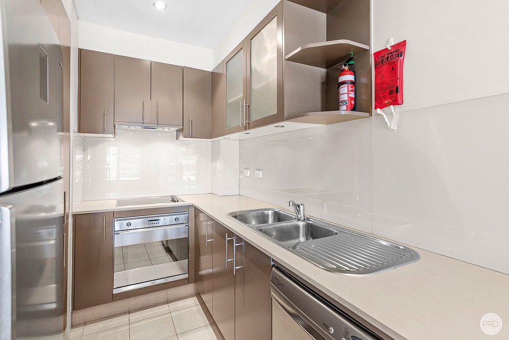 5/15 Government Road.  NELSON BAY 8