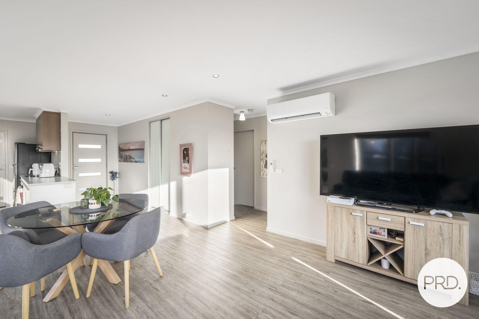 5/15 Horsham Road OAKDOWNS 4