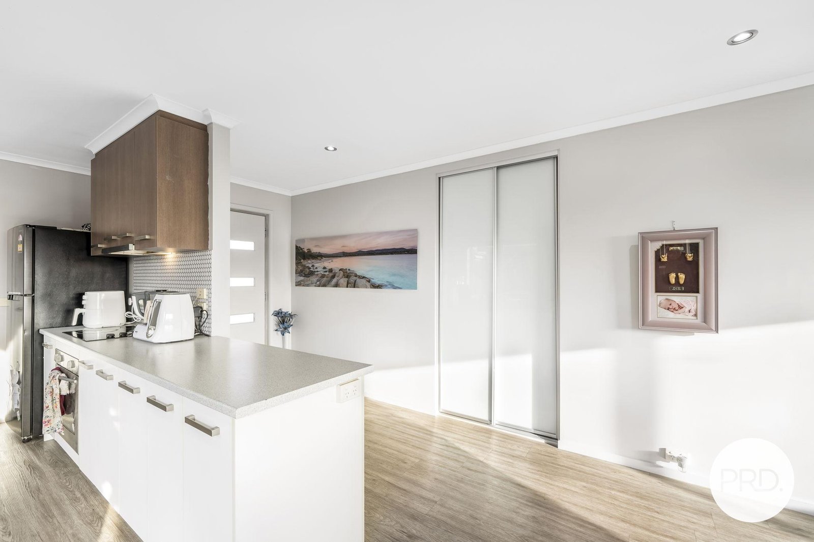 5/15 Horsham Road OAKDOWNS 19