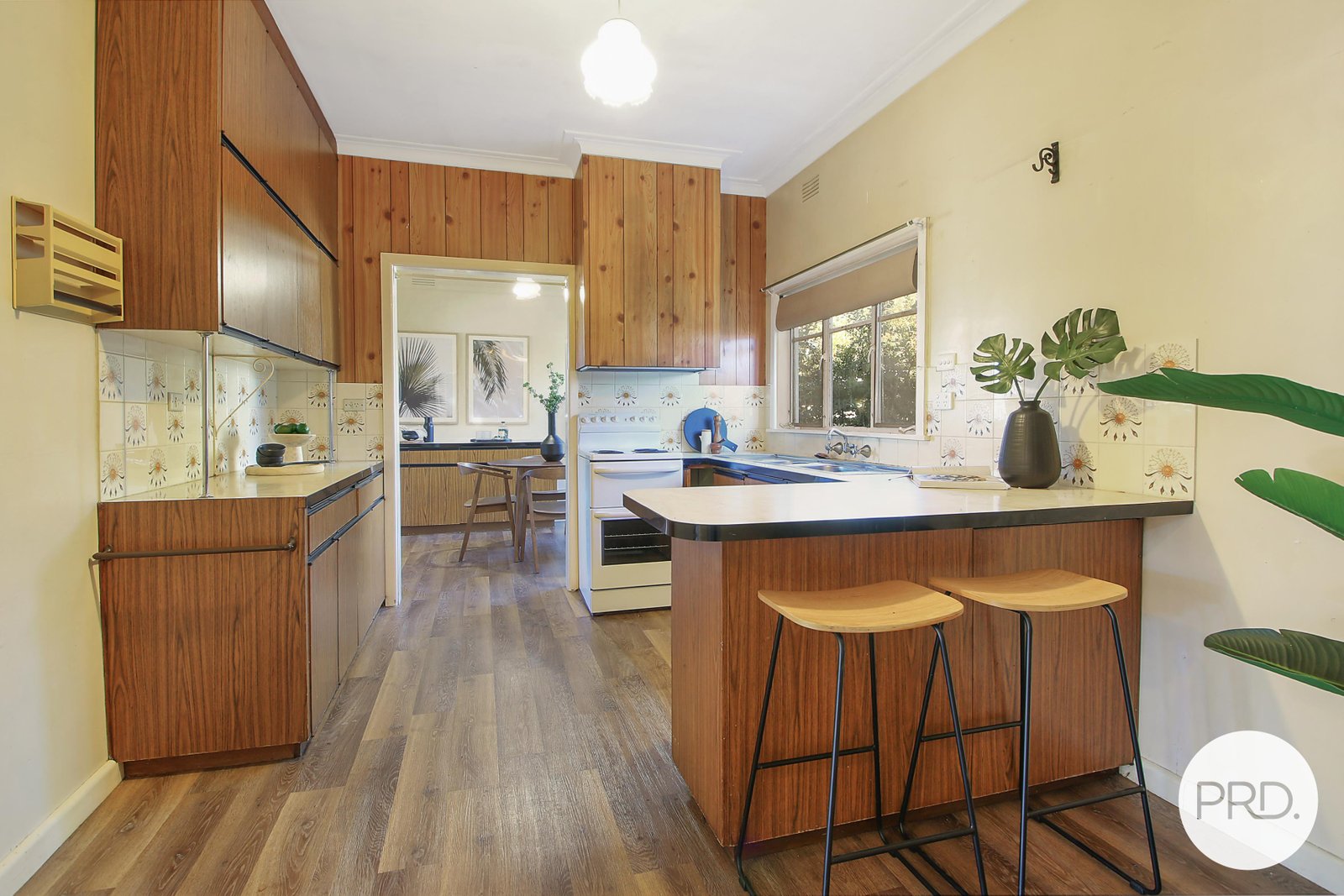 515 Kemp Street LAVINGTON 8