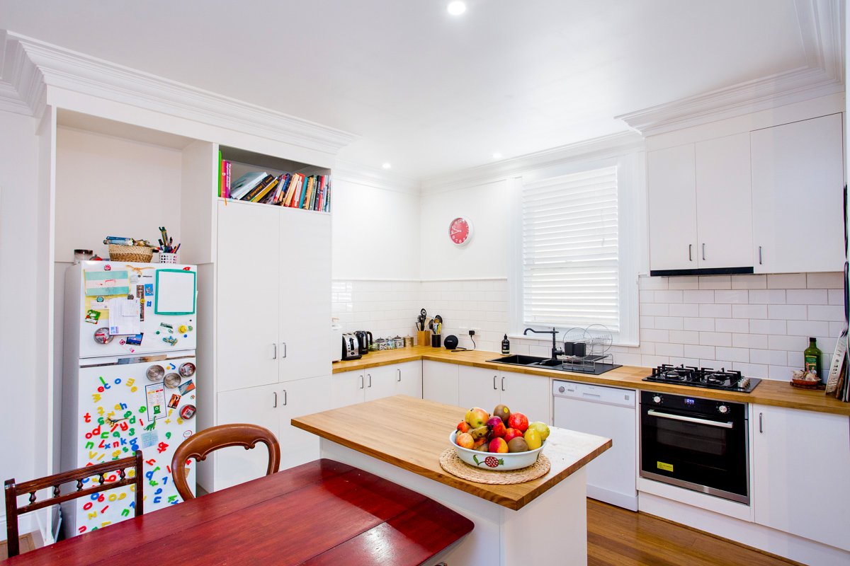 Gallery: 515 Lydiard Street North