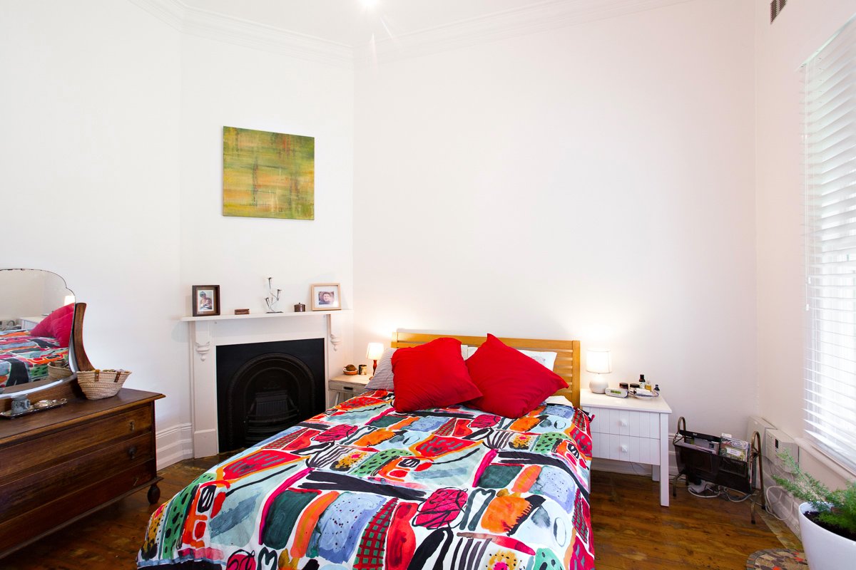 Gallery: 515 Lydiard Street North