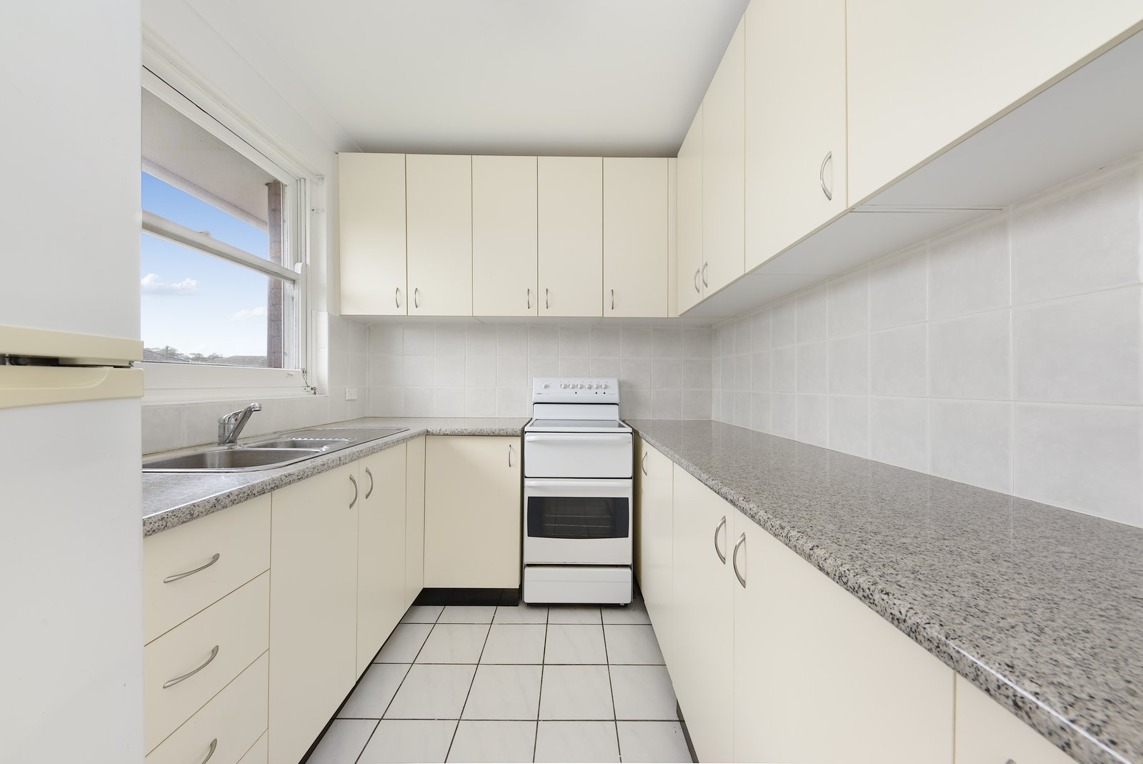 5/15 Unsted Crescent HILLSDALE 2