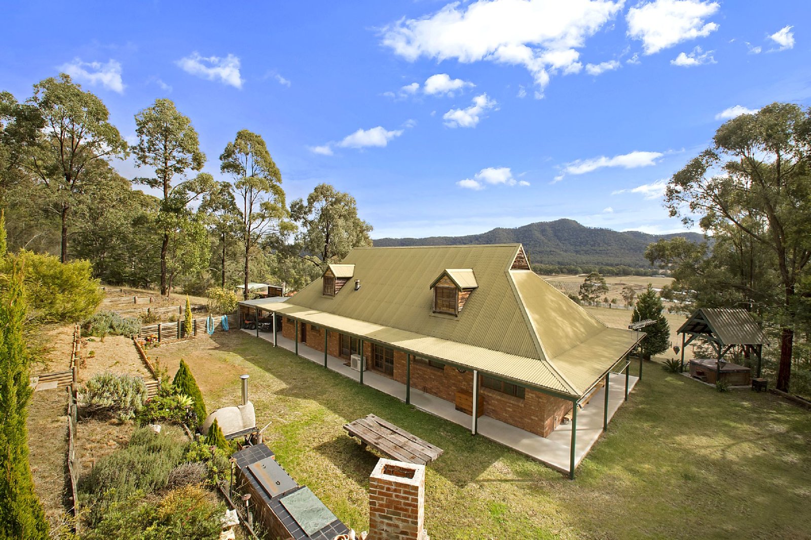 515 WOLLOMBI RD  BROKE 20