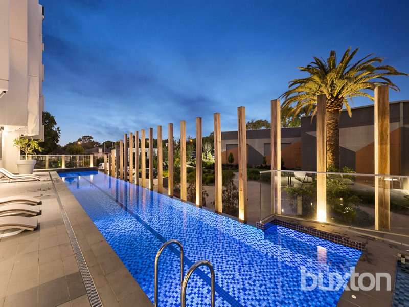 Gallery: 515/222 Bay Road