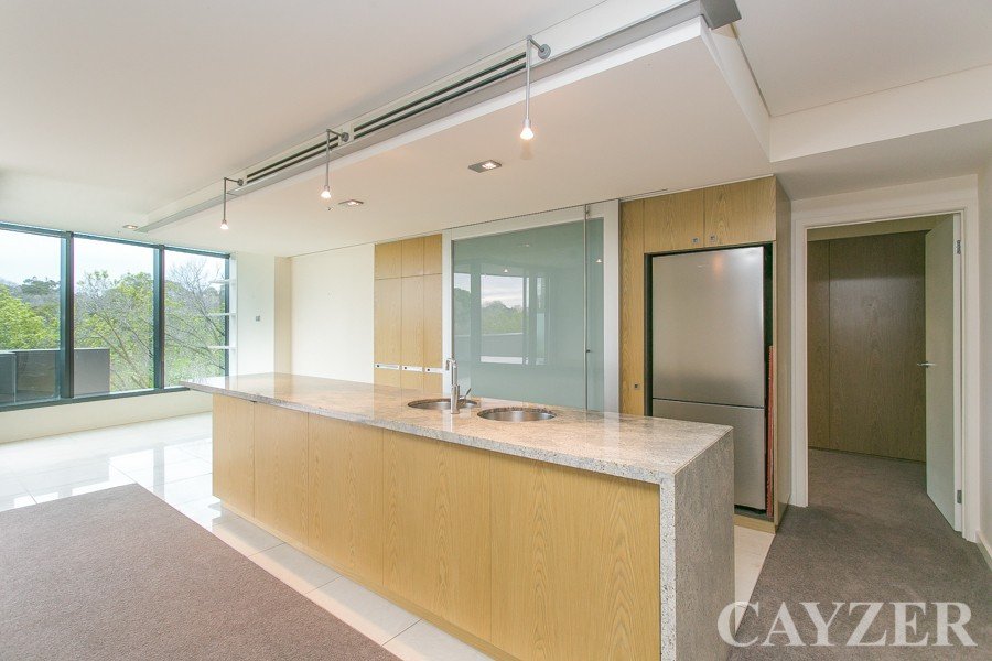 Gallery: 515/250 St Kilda Road