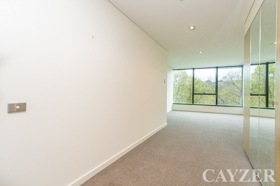 Gallery: 515/250 St Kilda Road