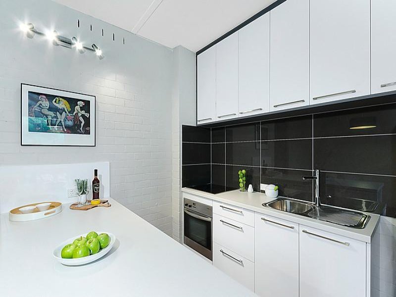 Gallery: 5/154 Bellerine Street