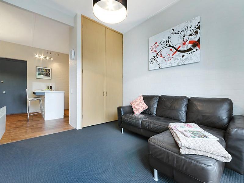 Gallery: 5/154 Bellerine Street