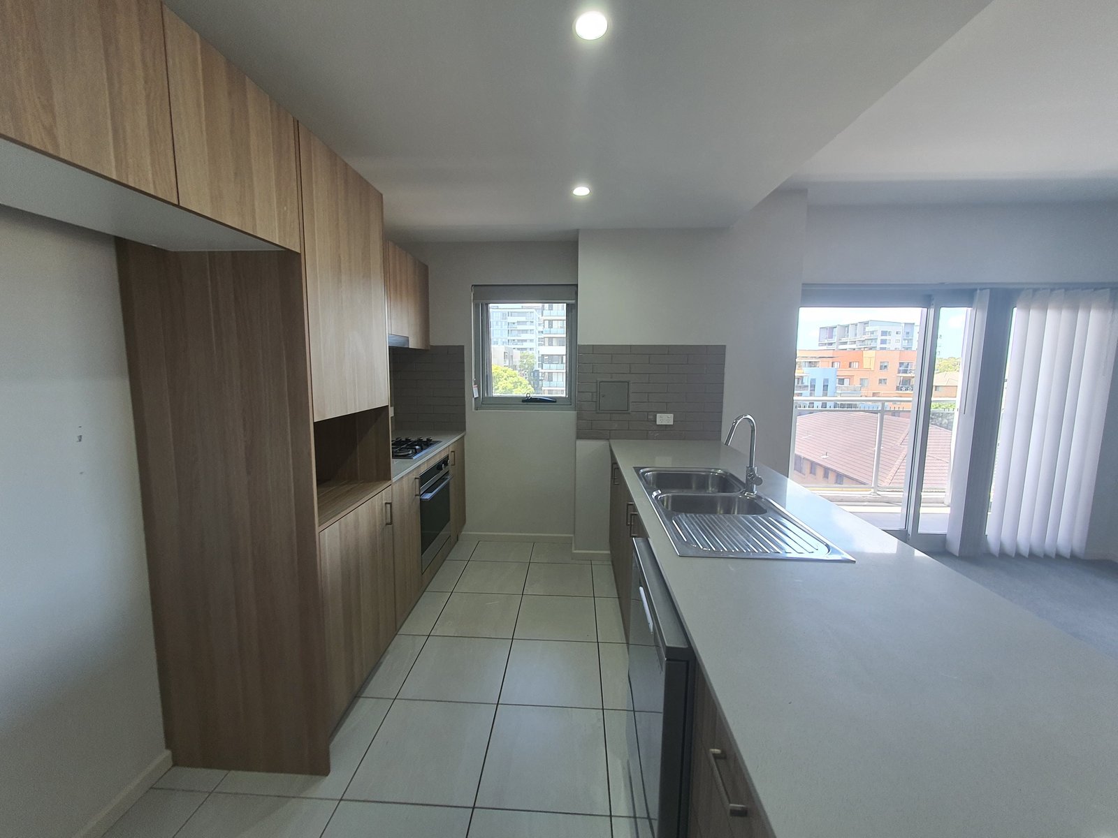 51/54 Macquarie Street LIVERPOOL 4