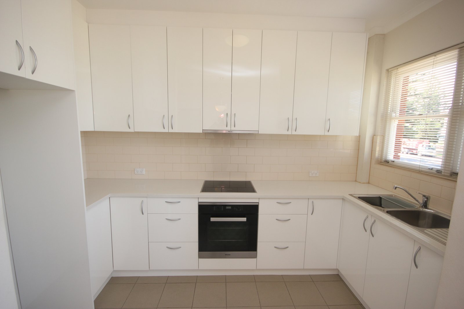 5/154 The Grand Parade MONTEREY 1