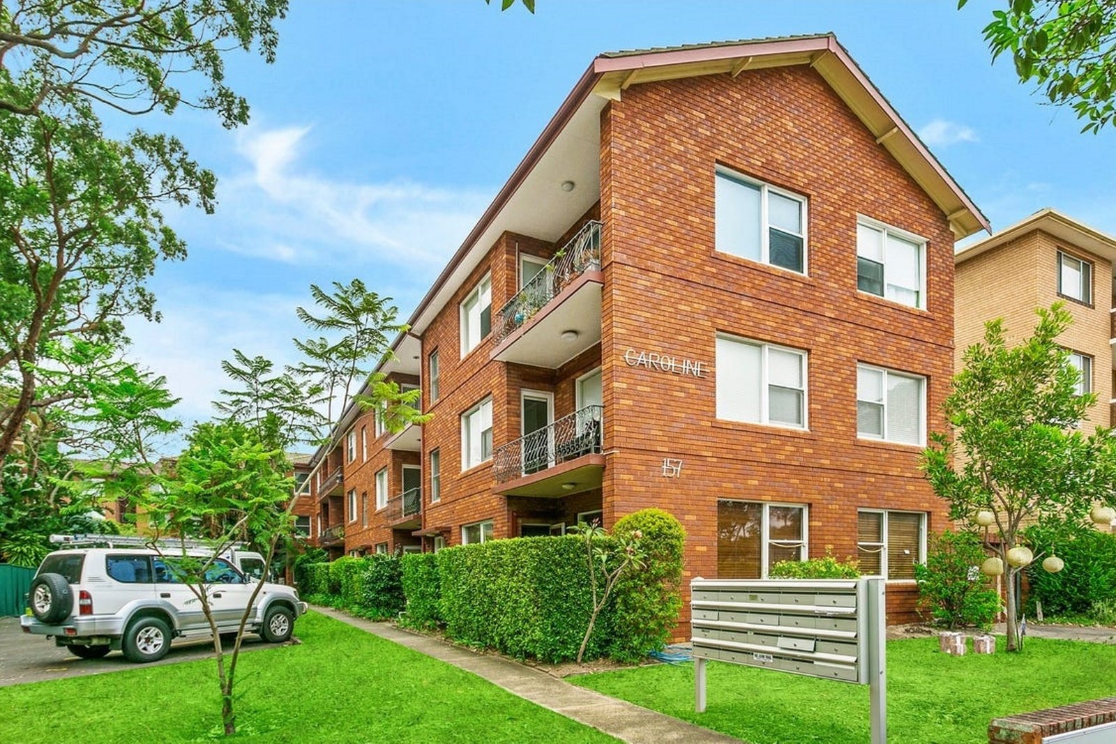 5/157 Russell Avenue DOLLS POINT 1