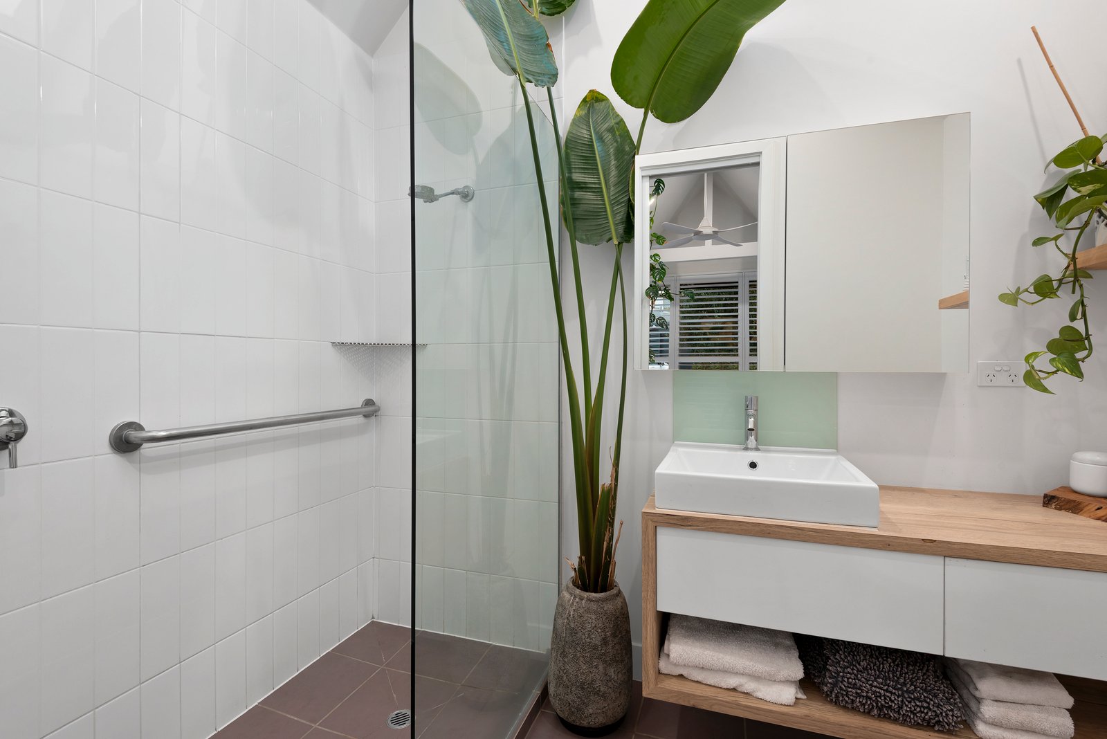 Real Estate and Property in 5/158-160 The Parade, Ocean Grove, VIC