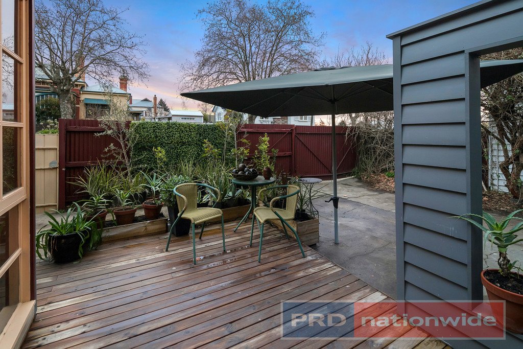 516 Barkly Street GOLDEN POINT 6