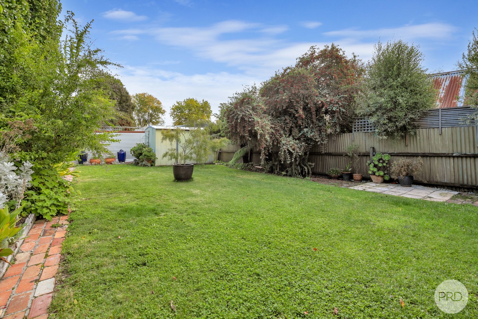 516 Drummond Street South REDAN 11