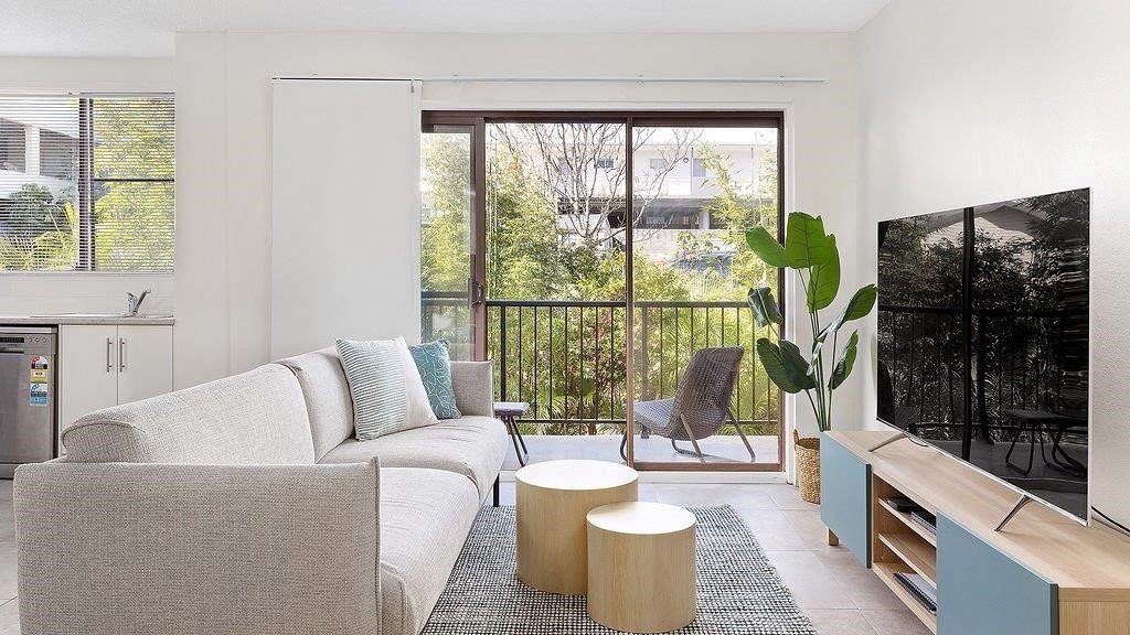 5/16 Messines Street SHOAL BAY 2