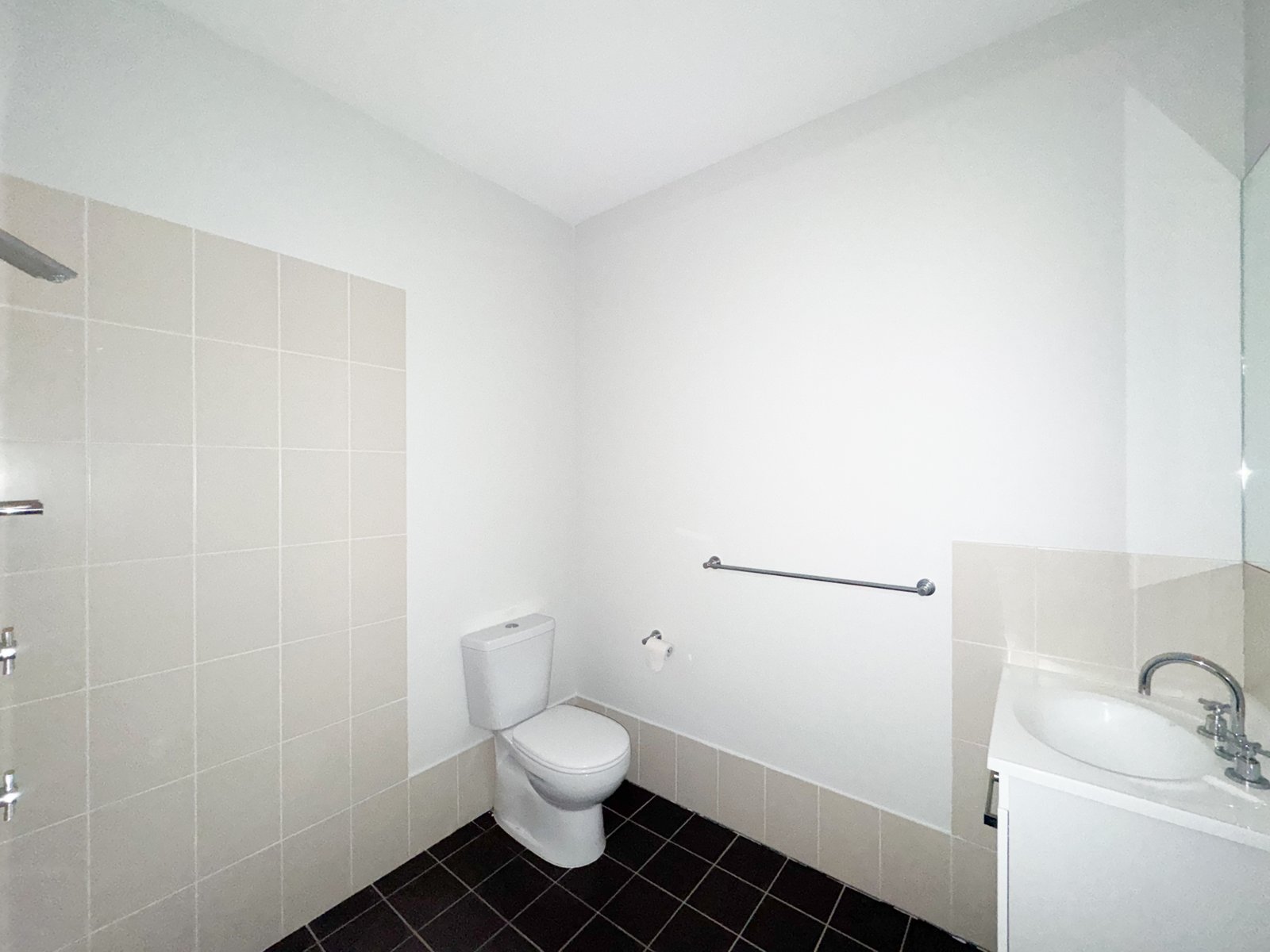 5/16 Shearwater Drive TAYLORS BEACH 11