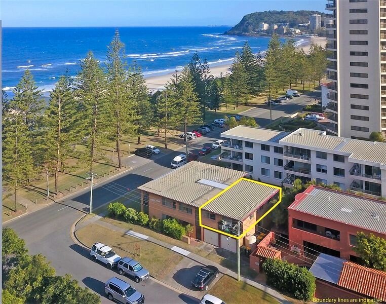 5/162 The Esplanade BURLEIGH HEADS 1