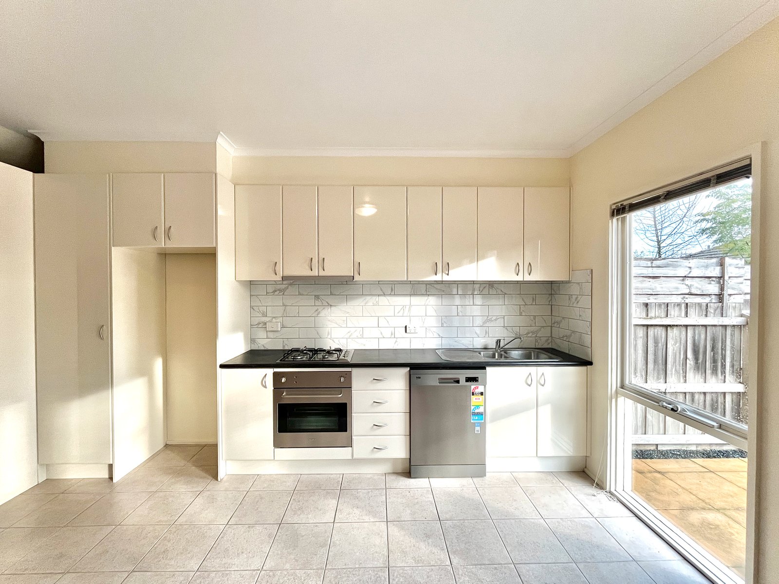 Gallery: 5/167 Atherton Road