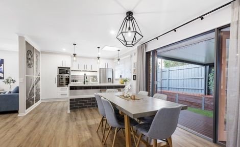 Real Estate and Property in 5/17 Fullwood Parade, Doncaster East, VIC