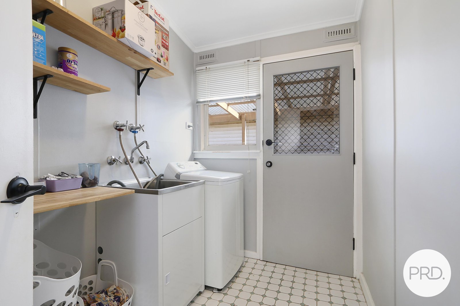 517 Logan Road NORTH ALBURY 9