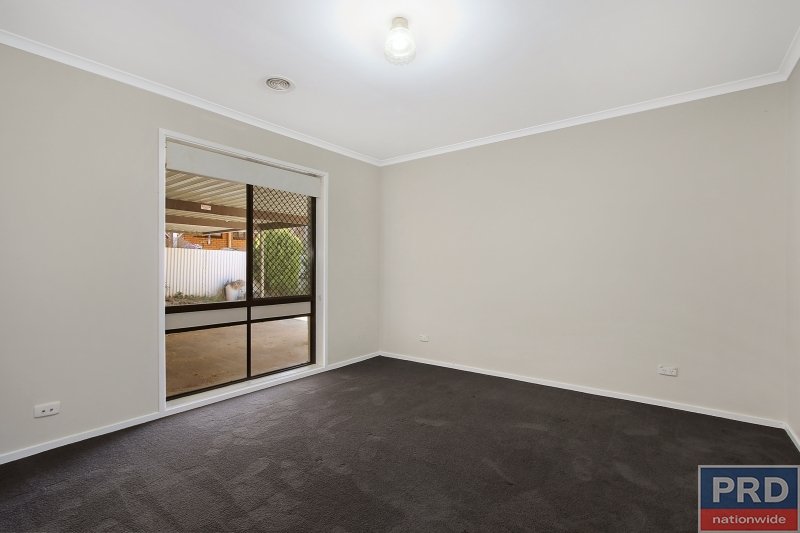 517 Nagle Road LAVINGTON 8