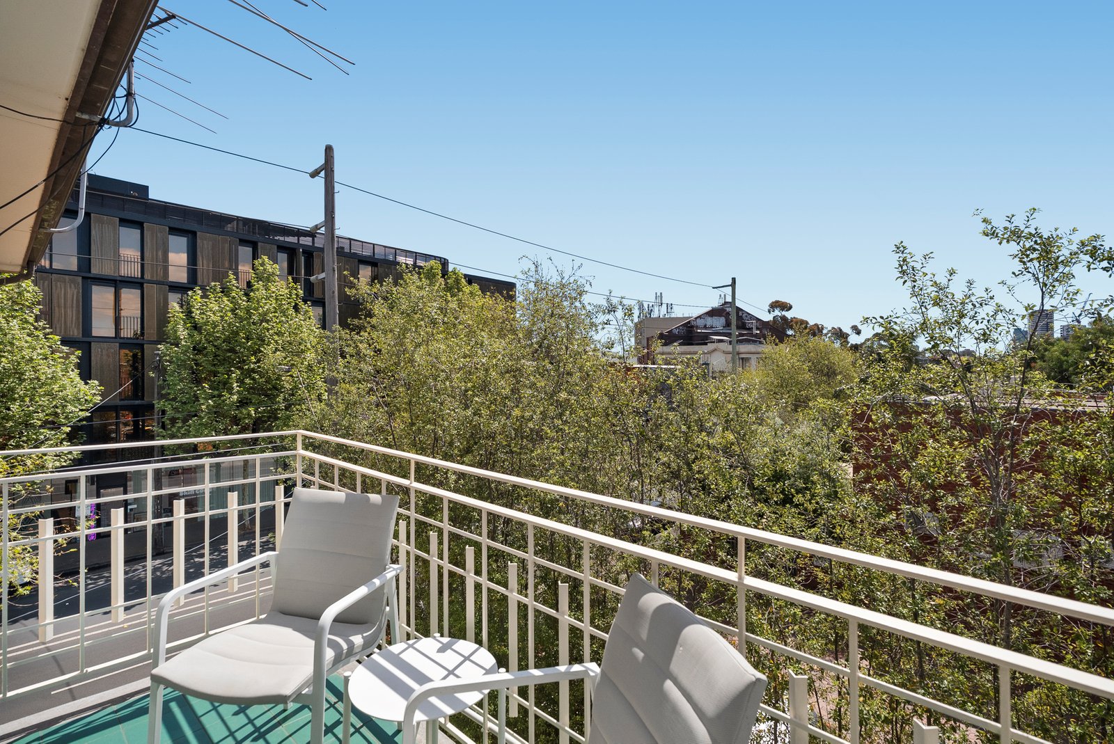 Gallery: 5/170-172 Barkly Street
